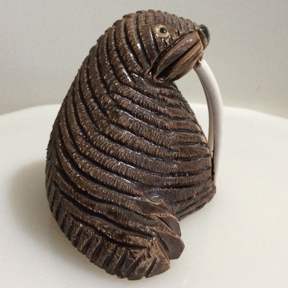 Vintage hand sculpted in Uruguay clay walrus - Picture 4 of 7